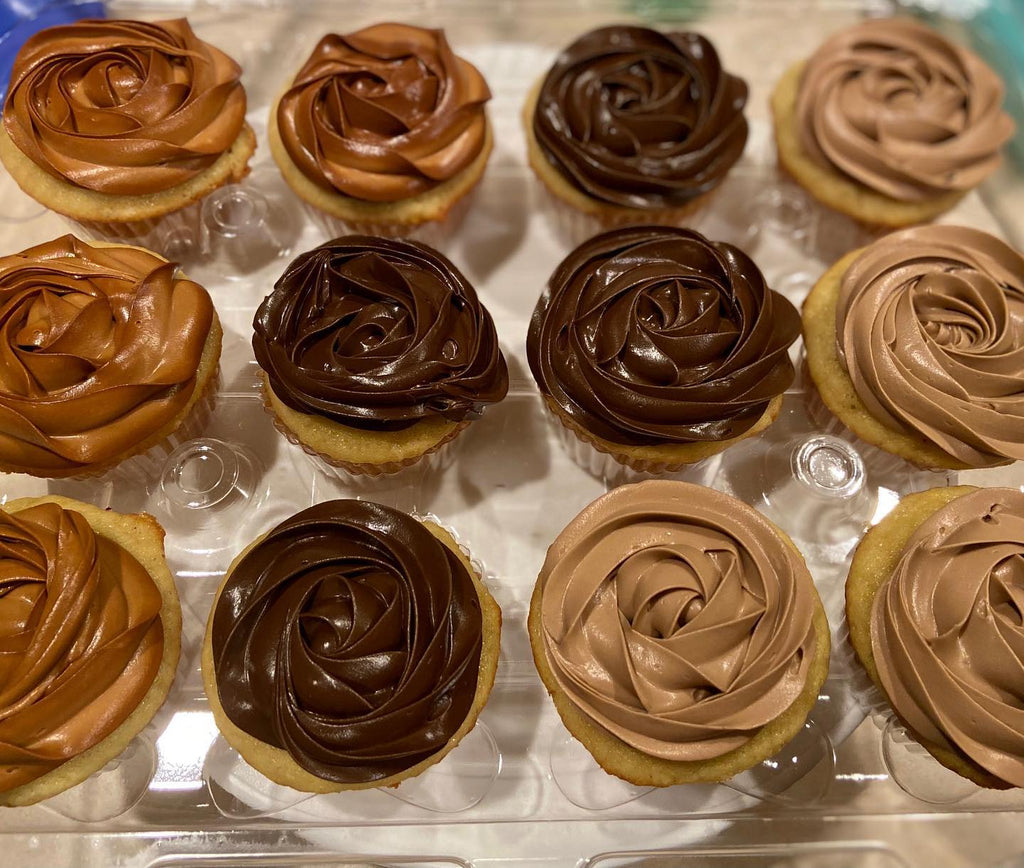 Customise Your Own Cupcakes (1 DOZEN)
