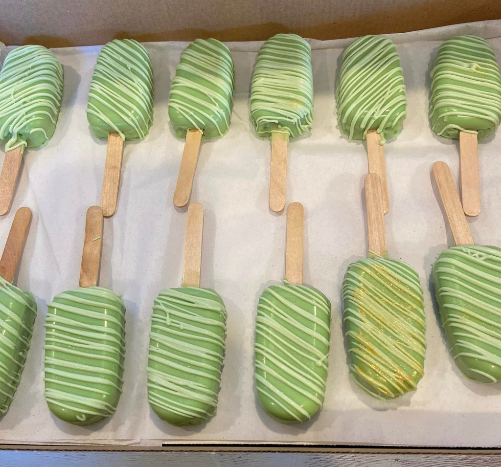 Cake Pops (1 DOZEN)