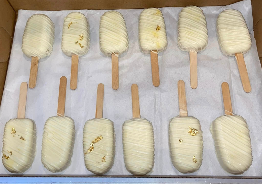 Cake Pops (1 DOZEN)